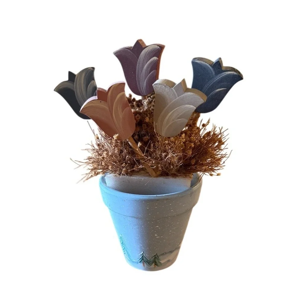 Hand-Painted Wooden Tulip‎ Floral Arrangement Winter Scene Pot w/ Dried flowers